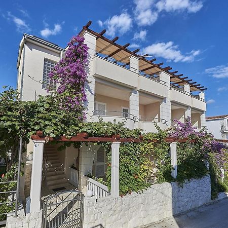 Apartments With A Parking Space Mavarstica, Ciovo - 17803 Trogir Zewnętrze zdjęcie