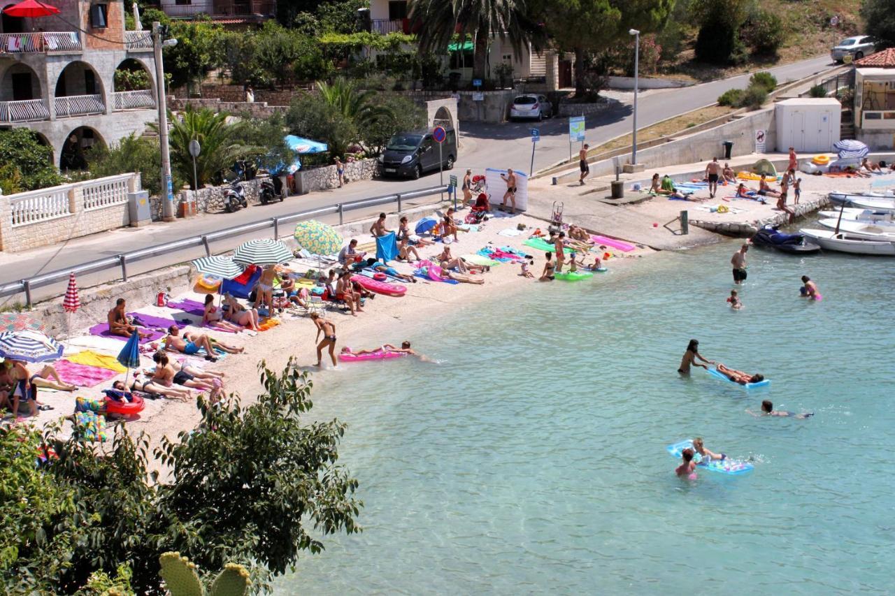 Apartments With A Parking Space Mavarstica, Ciovo - 17803 Trogir Zewnętrze zdjęcie