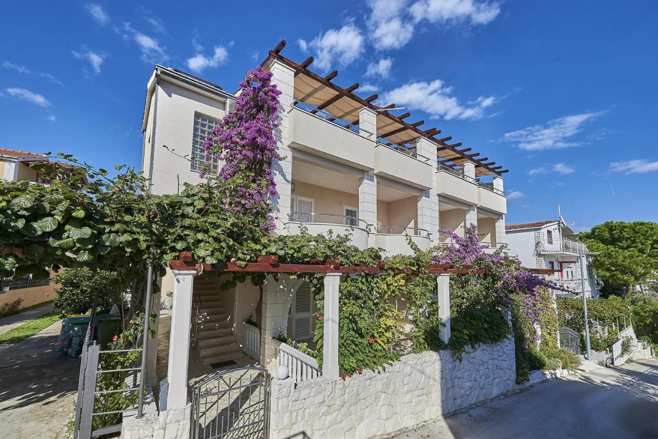 Apartments With A Parking Space Mavarstica, Ciovo - 17803 Trogir Zewnętrze zdjęcie